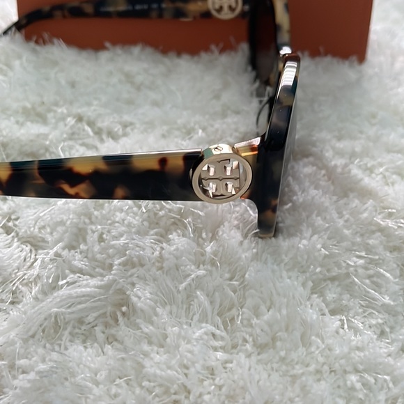 Tory Burch Sunglasses - Picture 2 of 7